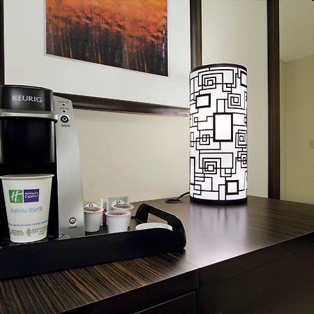 Holiday Inn Express - Colorado Springs - First & Main By Ihg Esterno foto